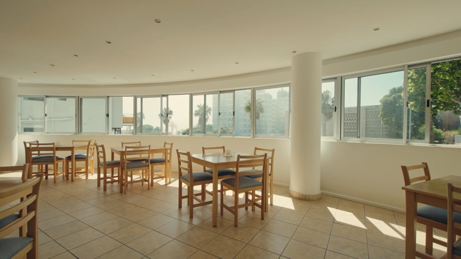 1 Bedroom Property for Sale in Three Anchor Bay Western Cape
